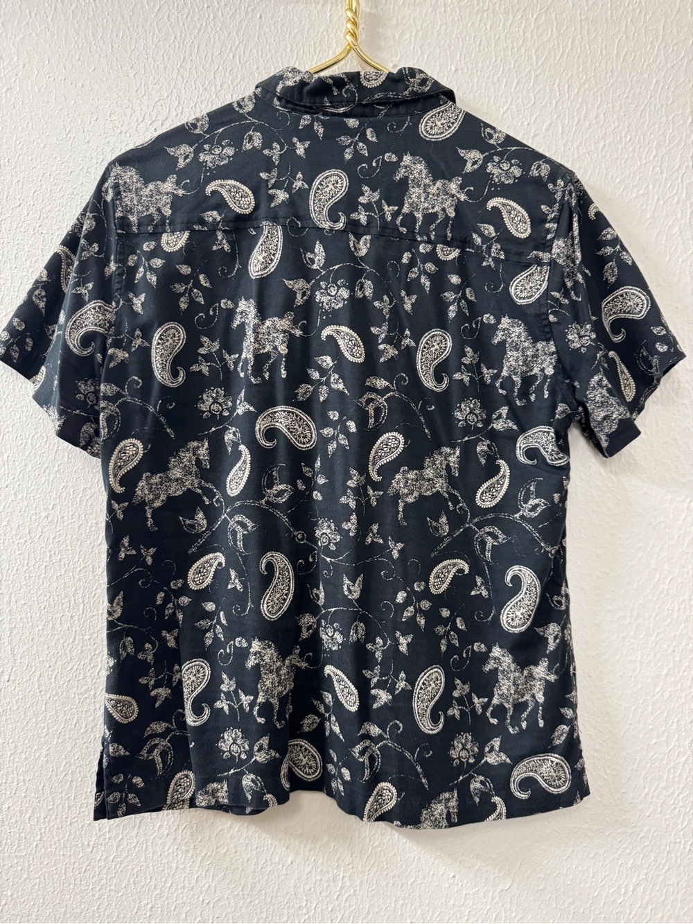 Vintage Bit & Bridle Short-Sleeve Paisley Horse Print Button-Down Shirt - Picture 2 of 8